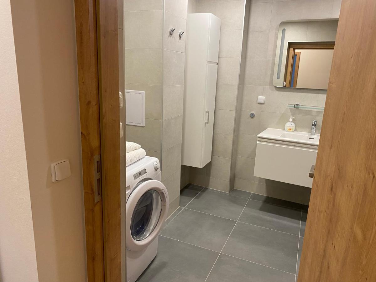 Klicperovo 3Kk Apartment Hradec Kralove Ngoại thất bức ảnh